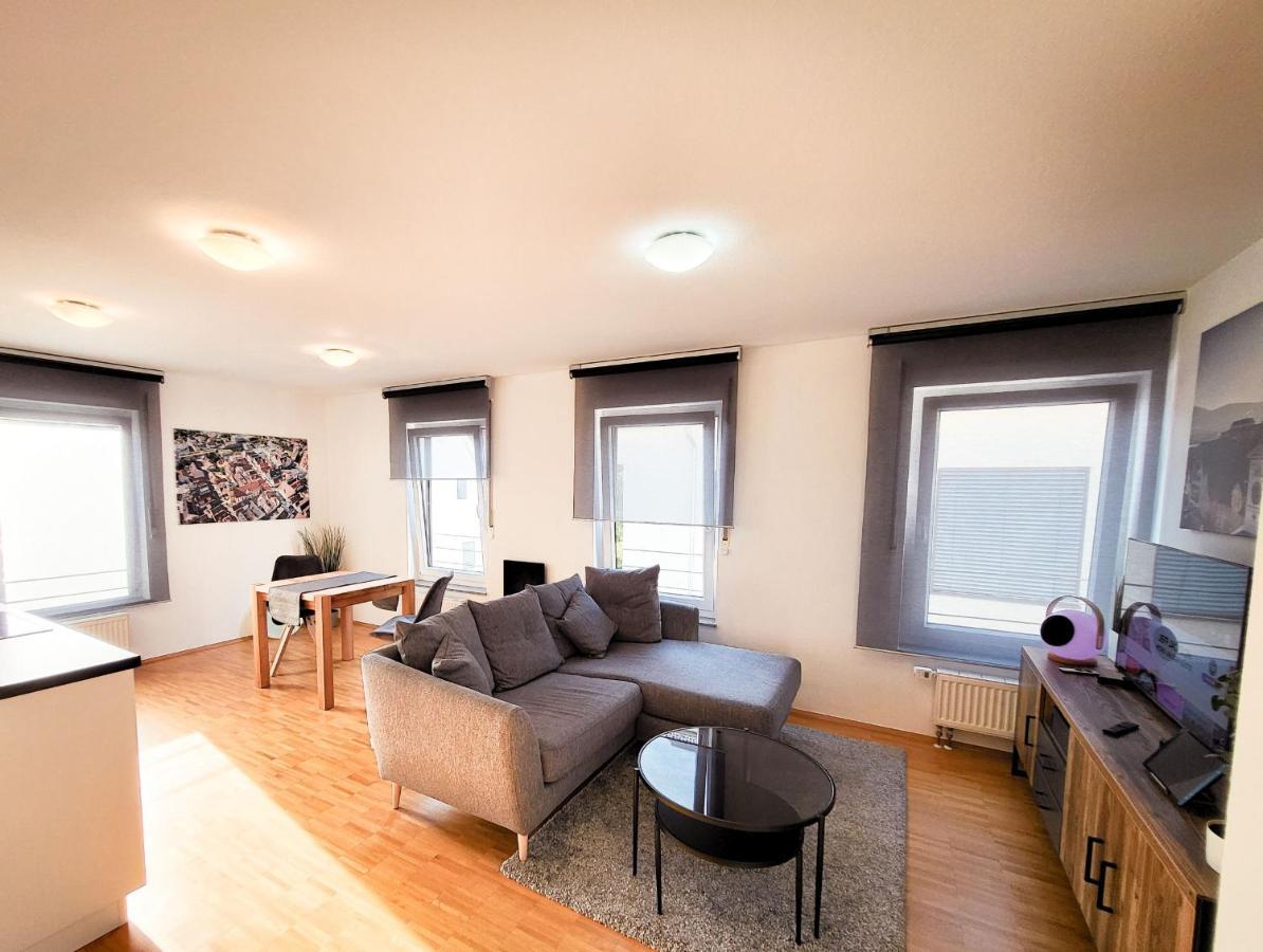 Zentrale Ferienwohnung In Aalen City Mit 4-Sternen エクステリア 写真