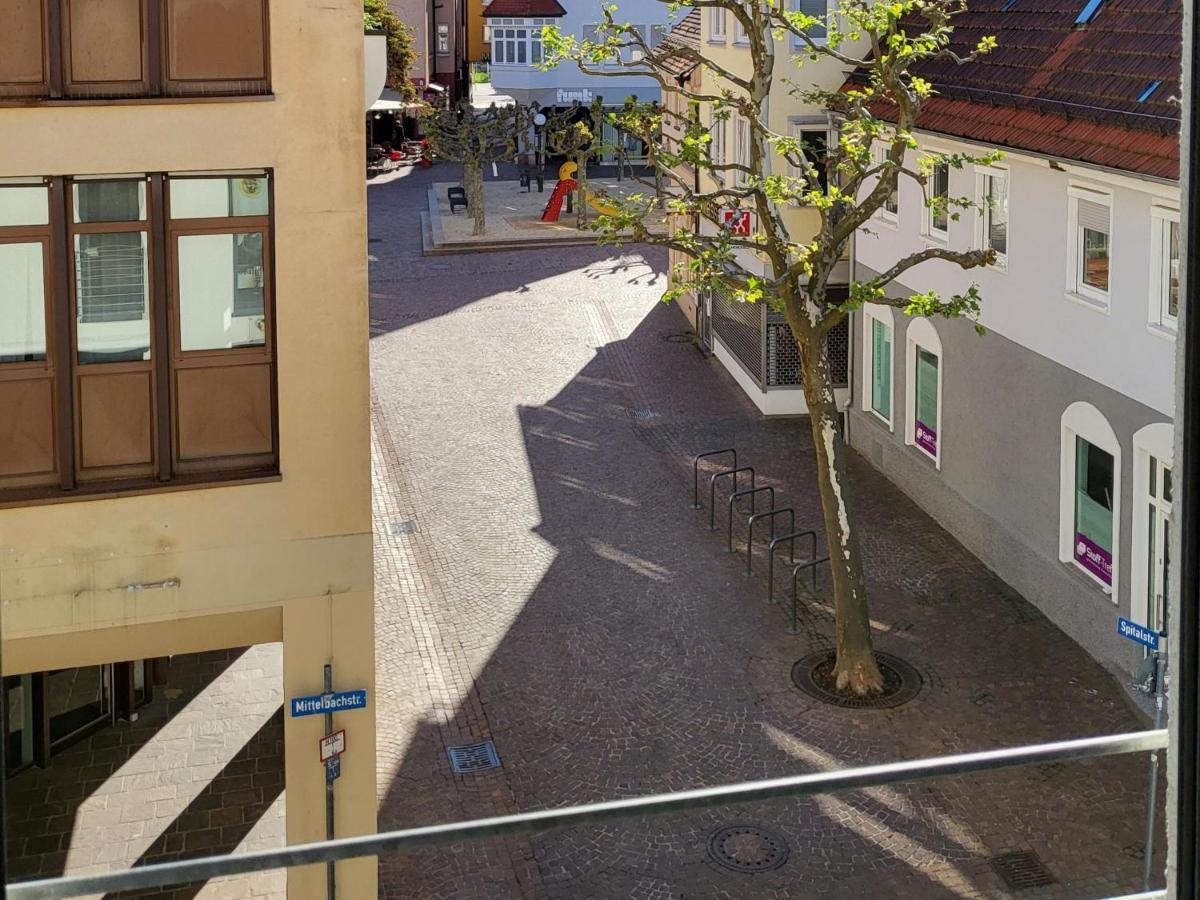 Zentrale Ferienwohnung In Aalen City Mit 4-Sternen エクステリア 写真