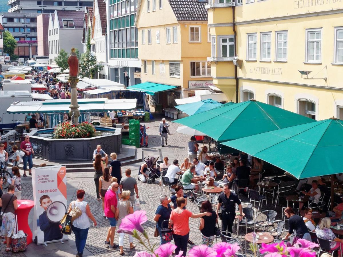 Zentrale Ferienwohnung In Aalen City Mit 4-Sternen エクステリア 写真